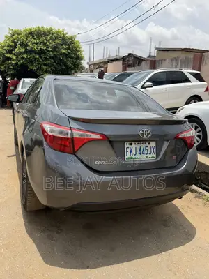 Toyota Corolla S 2006 Gray