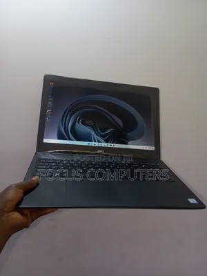 Laptop Dell 8GB Intel Core i5 HDD 1T