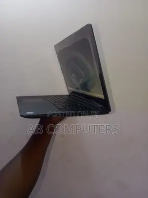 Laptop Dell 8GB Intel Core i5 HDD 1T