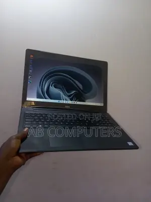 Laptop Dell 8GB Intel Core i5 HDD 1T