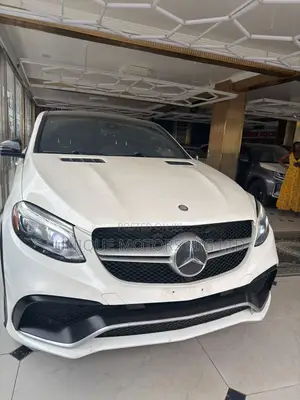 Mercedes-Benz GLE-Class 2019 White