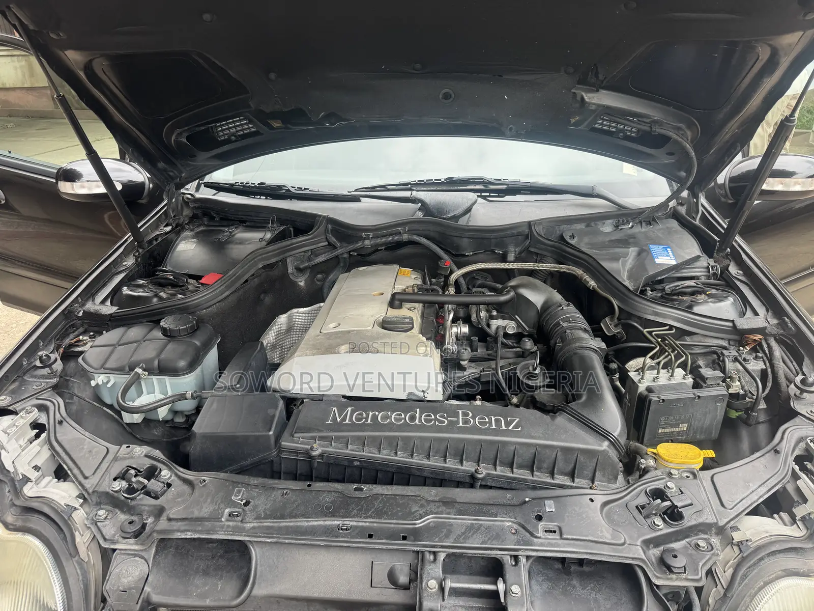 Mercedes-Benz C180 2003 Black