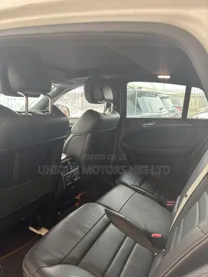Mercedes-Benz GLE-Class 2019 White