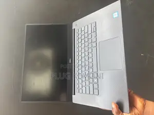 Laptop Dell Precision 15 5510 16GB Intel Core i7 SSD 512GB