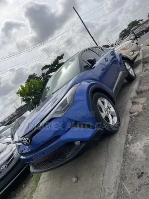 Toyota C-HR 2018 Blue