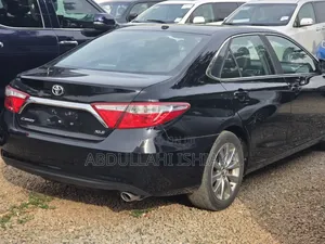 Toyota Camry XLE 4dr Sedan (2.5L 4cyl 6A) 2015 Black