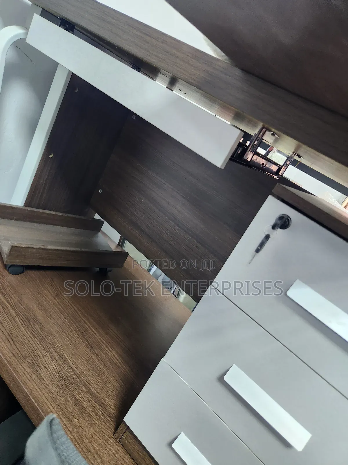 Gaming Table With Drawer