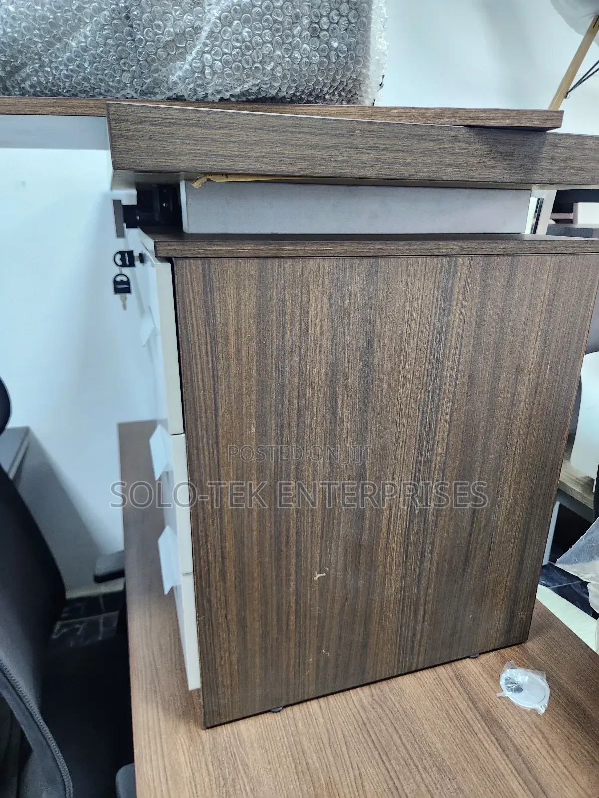 Gaming Table With Drawer