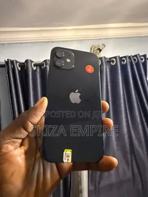 New Apple iPhone 12 128 GB Black