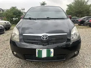 Toyota Verso 1.8 2009 Black