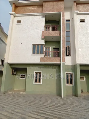 4bdrm Townhouse / Terrace in Gwarinpa Main, Life Camp for rent
