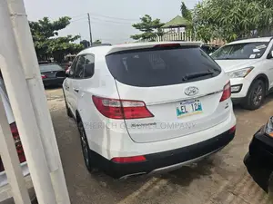 Hyundai Santa Fe Limited 4dr SUV (3.3L 6cyl 6A) 2014 White