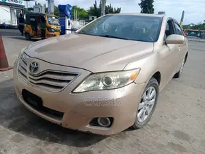Toyota Camry 2007 Gold