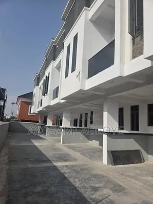 3bdrm Duplex in Creek Avenue, Ikota for sale