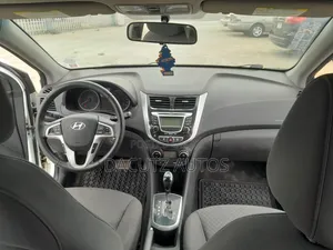 Hyundai Accent GS 2013 White