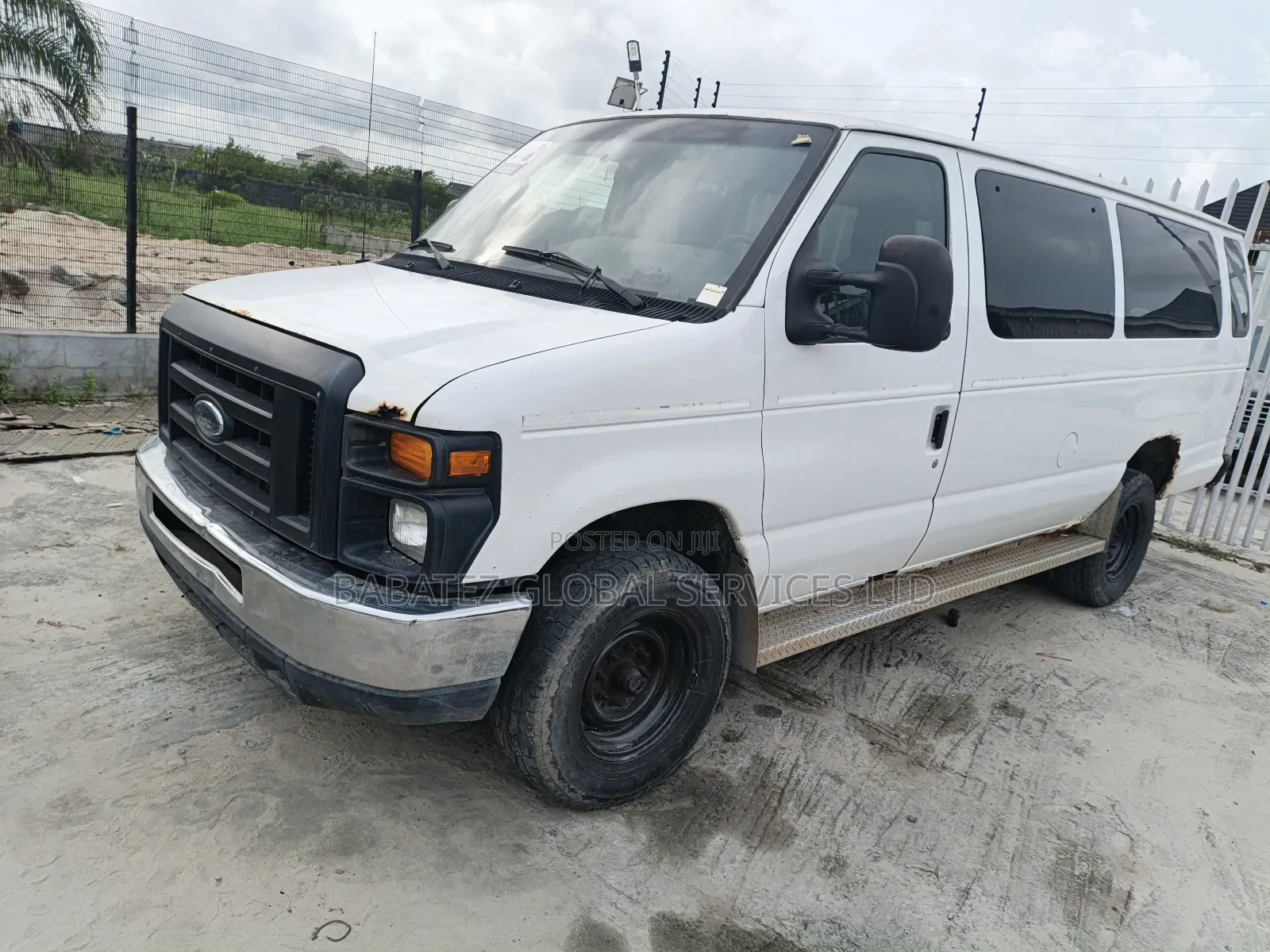 Ford E350 2010 White