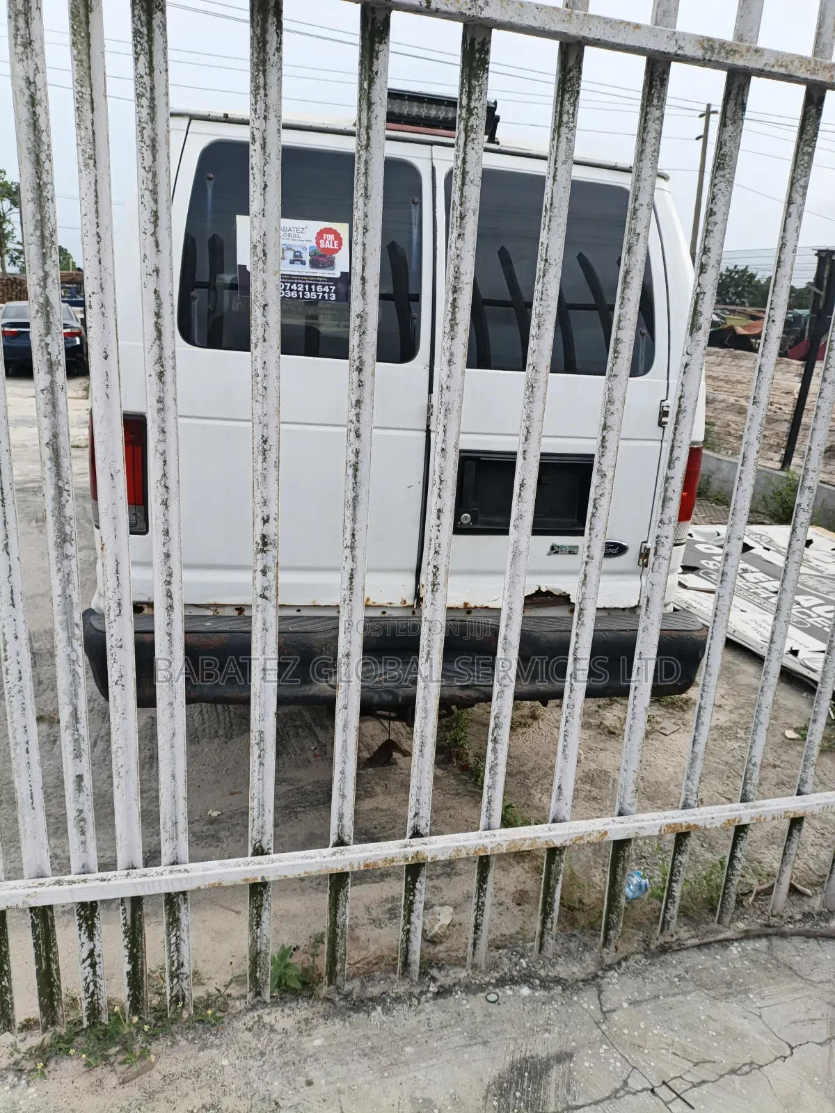 Ford E350 2010 White