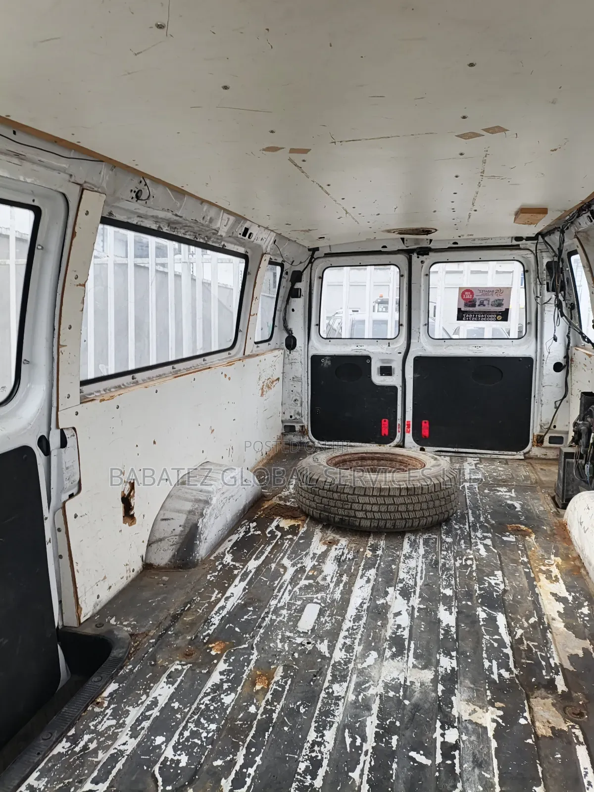 Ford E350 2010 White