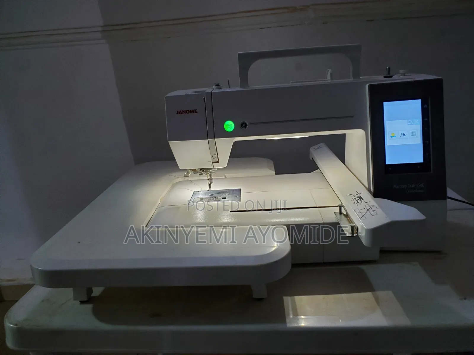 Janome 550e Monogram Machine