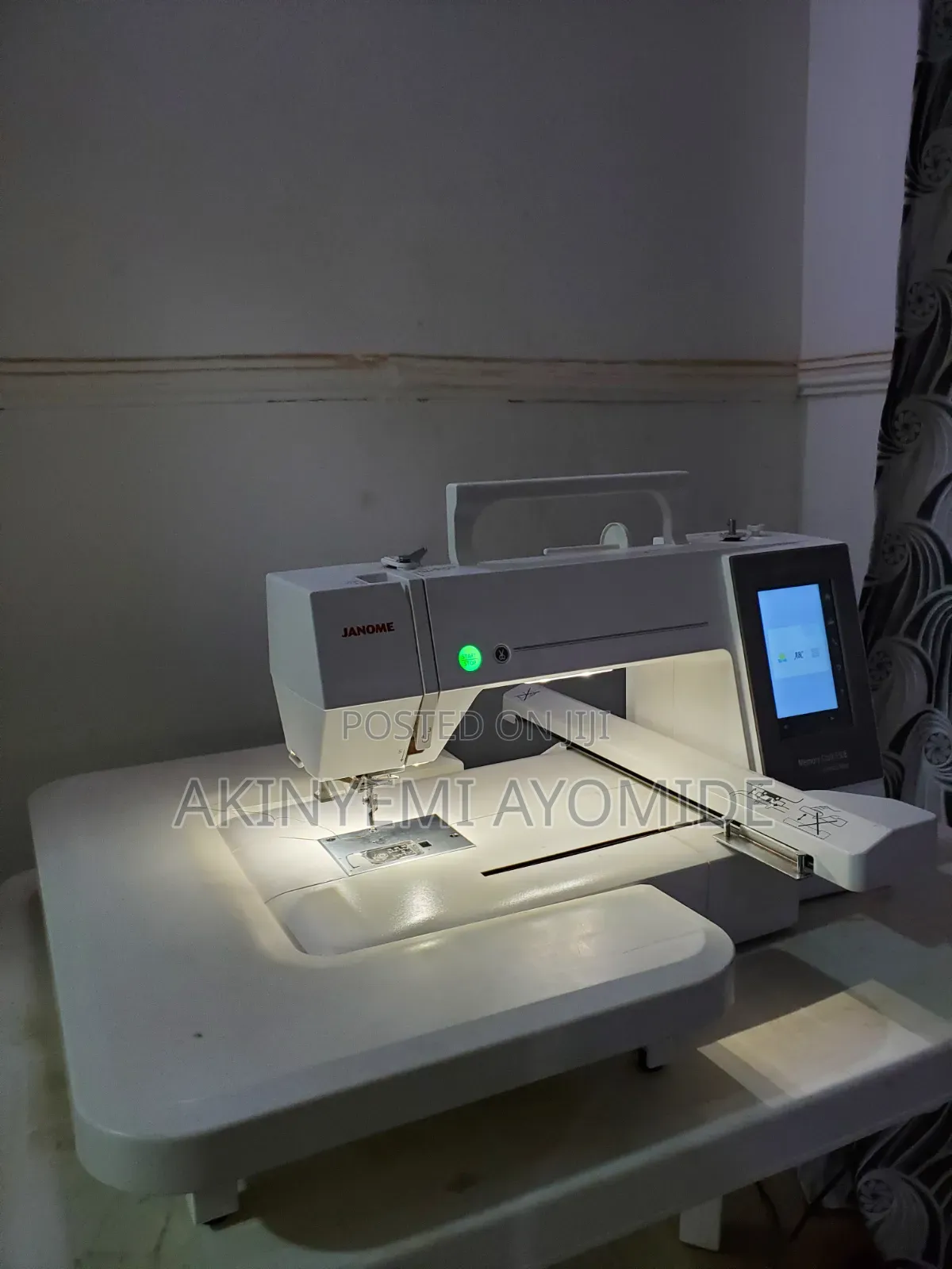 Janome 550e Monogram Machine