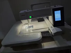 Janome 550e Monogram Machine
