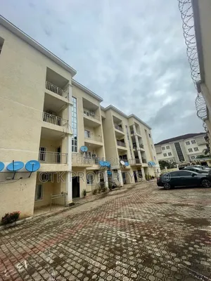 3bdrm Block of Flats in Jabi By Ukraine for rent