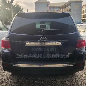 Toyota Highlander 2013 Blue