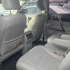 Toyota Highlander 2013 Blue
