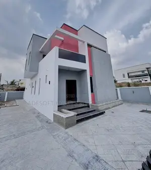 4bdrm Duplex in Carlton Gate Estate, for sale