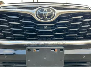 Toyota Highlander Platinum 2022 Black