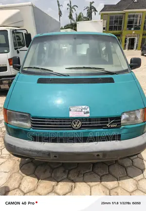 Volkswagen Transporter 1999 Green