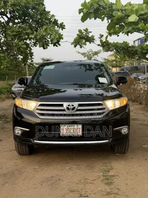 Toyota Highlander Limited 4dr SUV (3.5L 6cyl 6A) 2014 Black
