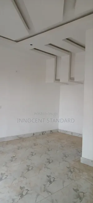 2bdrm Apartment in Custom Estate, Kubwa for rent