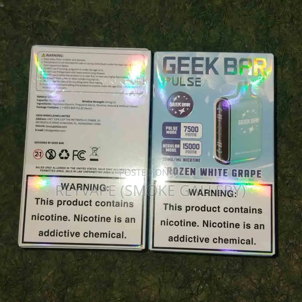 Geek Bar Pulse Frozen White Grape Puffs Disposable Vape