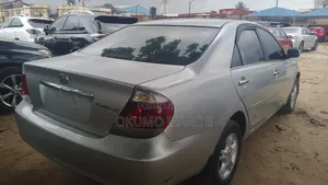 Toyota Camry LE 4dr Sedan (2.4L 4cyl 5A) 2006 Silver