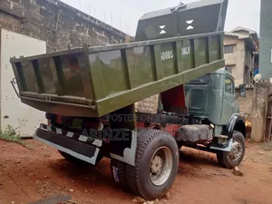 Tipper Dump Trucks