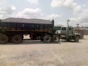 Oriental Mining Company Iron Chippings and Granite for Solid Construct