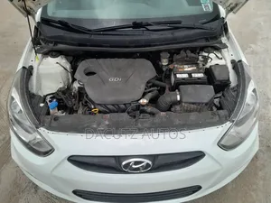 Hyundai Accent GS 2013 White