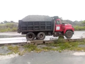 We Supply Iron Black Chippings and Granite for Construction Purposes