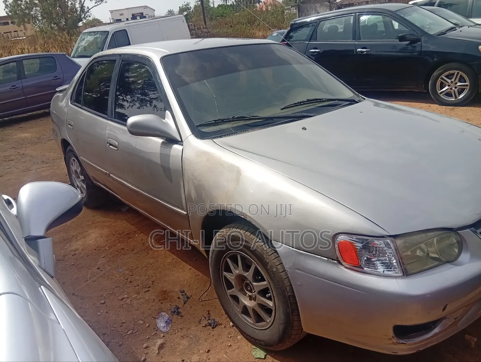 Toyota Corolla 2000 Gold