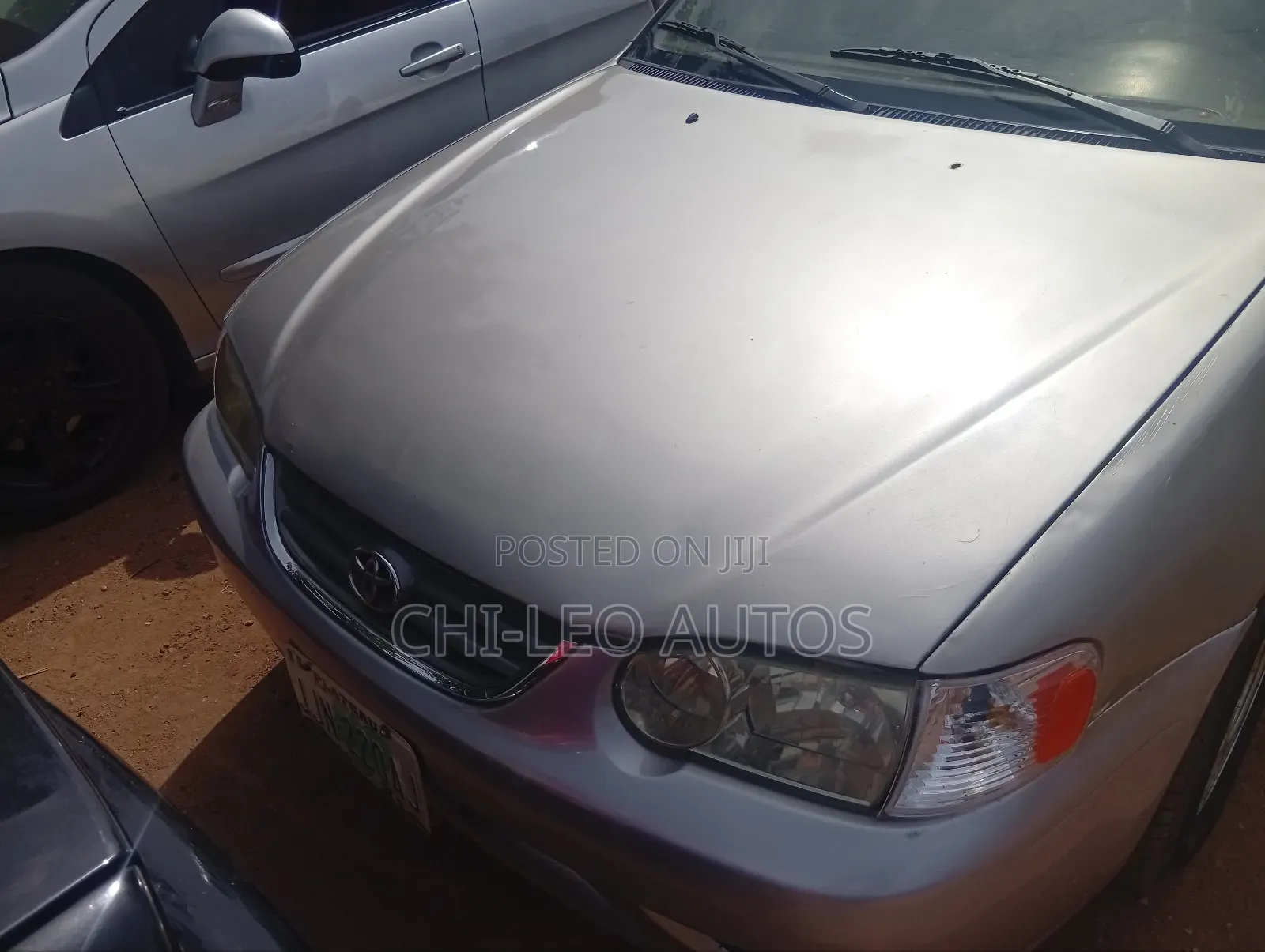 Toyota Corolla 2000 Gold