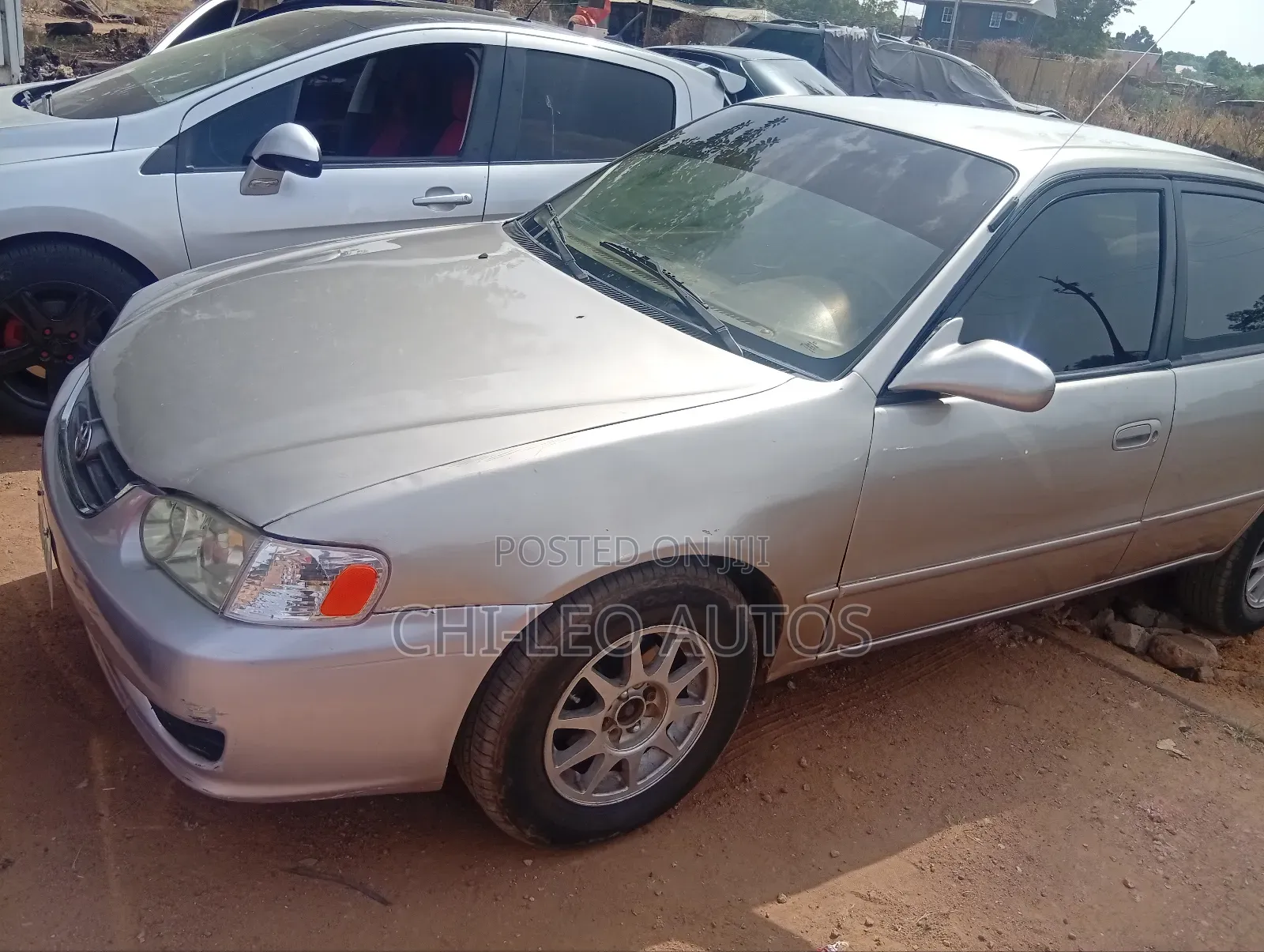 Toyota Corolla 2000 Gold