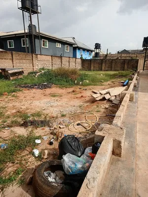 40/100 Land at Oko Central,Gra for 25m Naira Negotiable