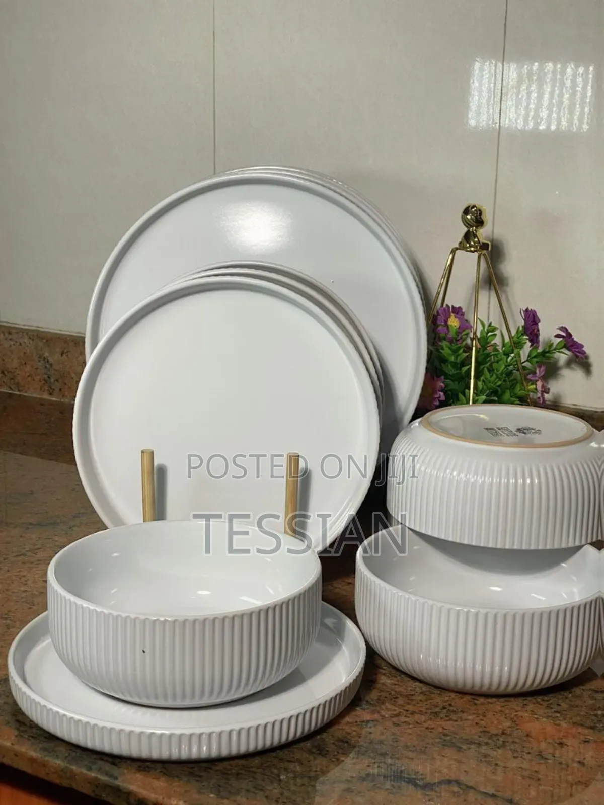 12 Pieces Dinner Set