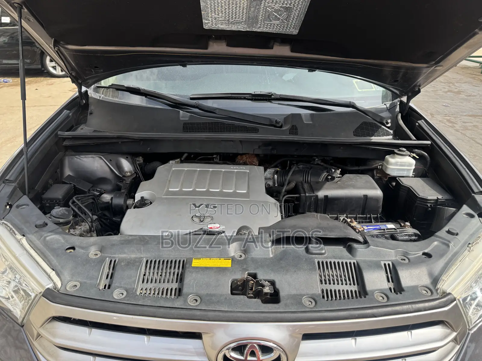 Toyota Highlander Limited 2012 Gray