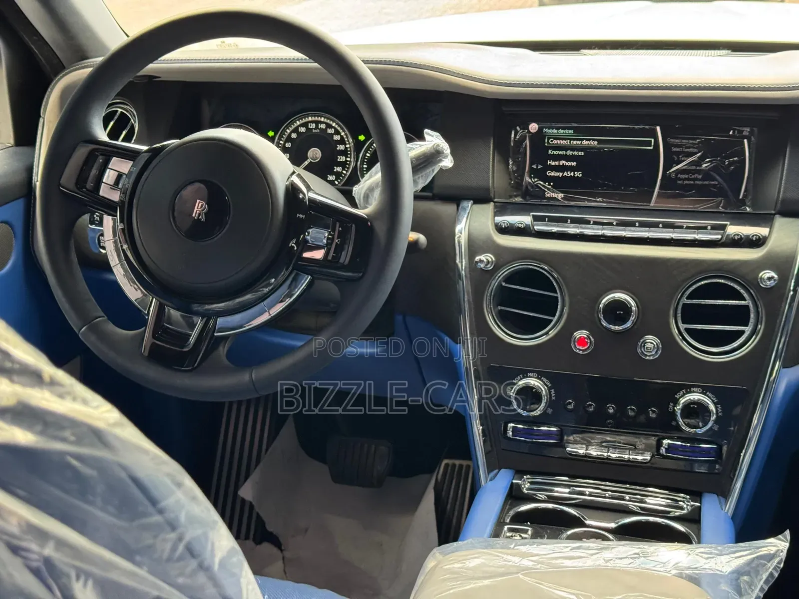 Rolls-Royce Cullinan Base 2021 White