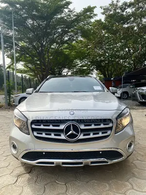 Mercedes-Benz GLA 250 2017 Silver