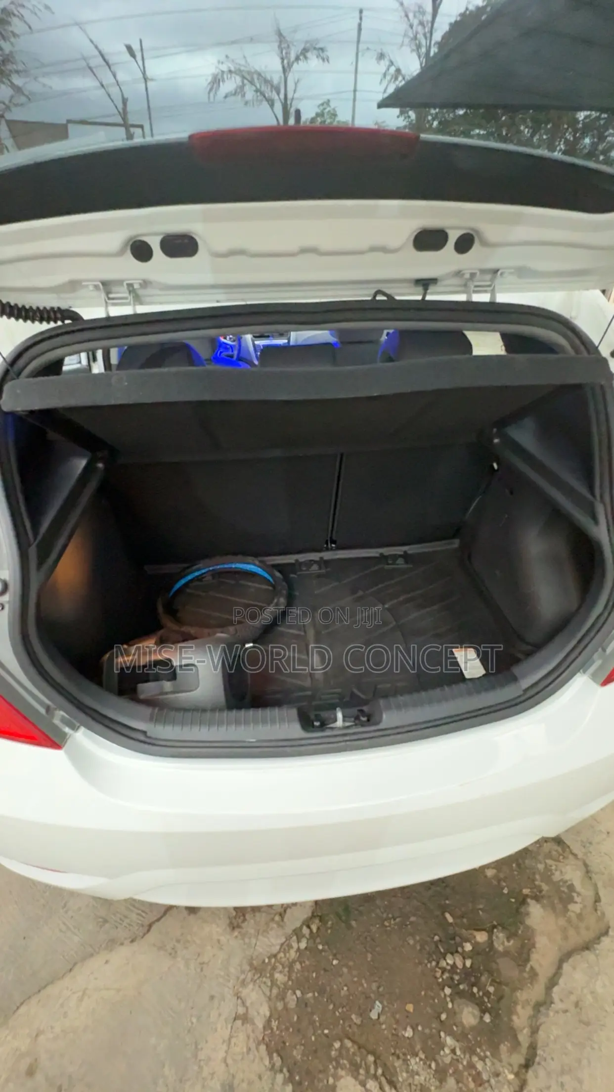 Hyundai Accent 2013 White