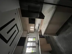 4bdrm Townhouse / Terrace in Mabushi for rent