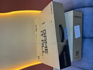 New Laptop Gigabyte 32GB Intel Core i7 SSD 1T